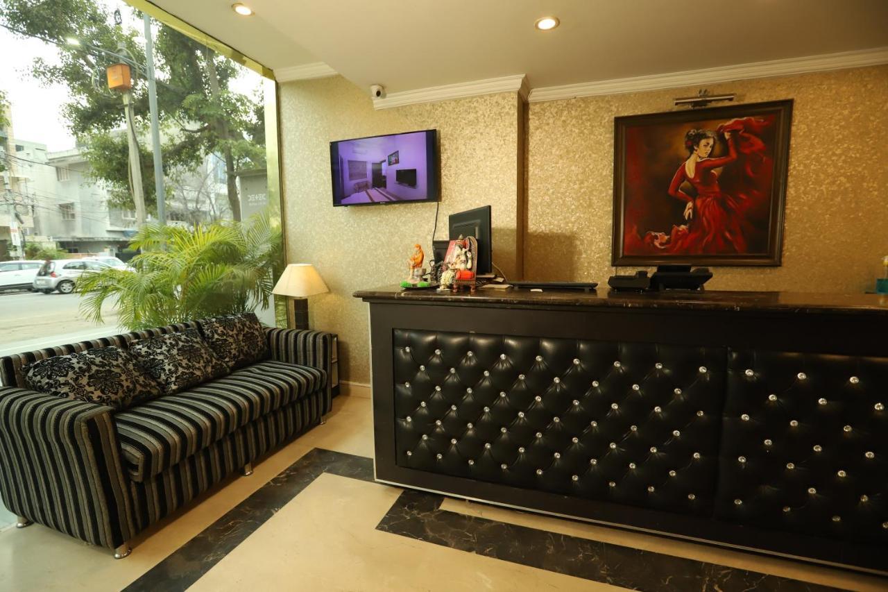 Hotel Capitol Hills - Greater Kailash Delhi New Delhi Eksteriør bilde