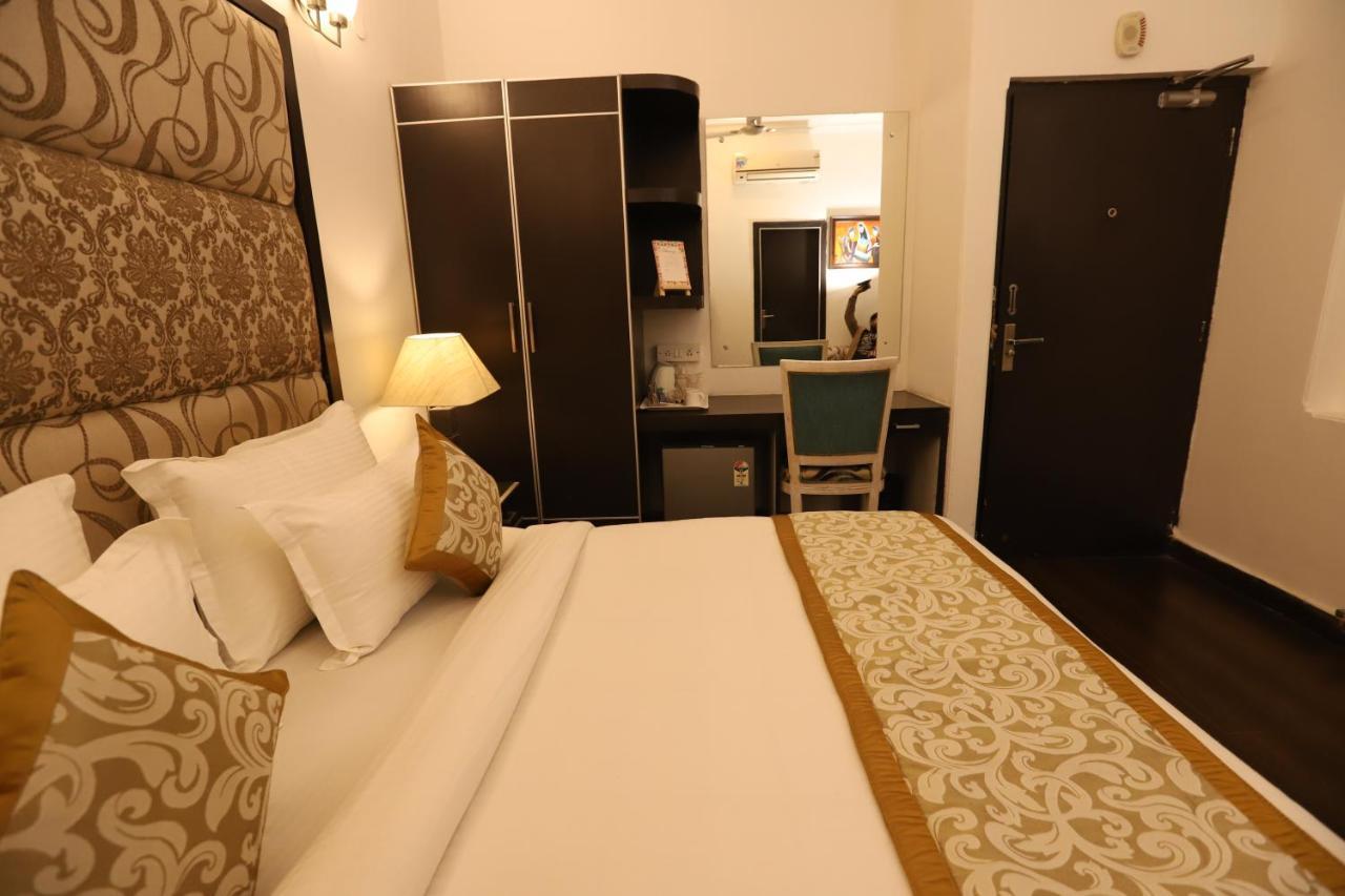 Hotel Capitol Hills - Greater Kailash Delhi New Delhi Eksteriør bilde